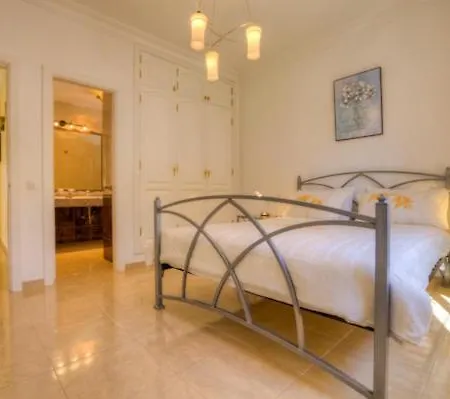 Villa Los Mojones - Great 4 Bedroom With Heated Pool And Hot-tub Tias