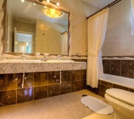 Los Mojones - Great 4 Bedroom With Heated Pool And Hot-tub * Tías
